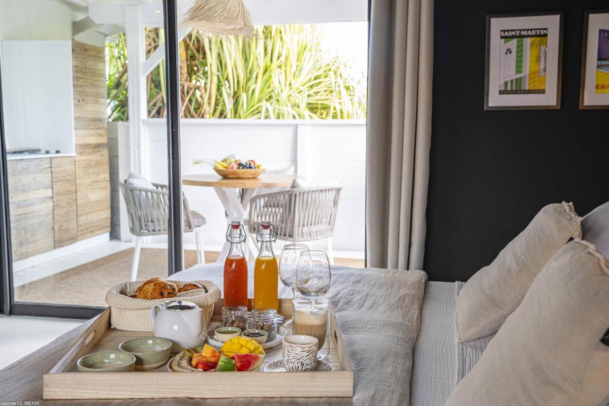 Pomme Cannelle Luxury Suites & Spa Orient Bay Екстер'єр фото